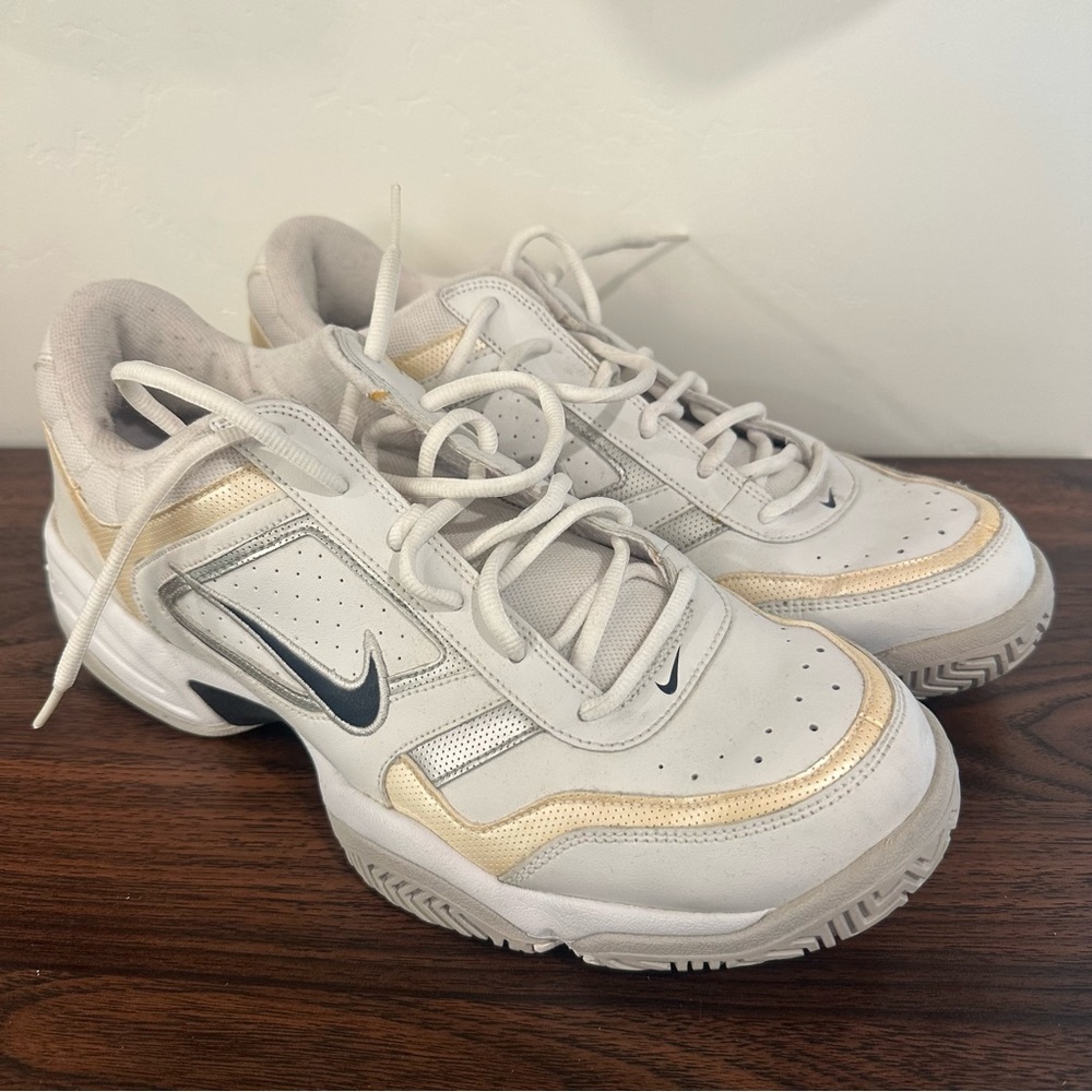 Nike white with Gold Sneaker Tennis Shoes size 11.5